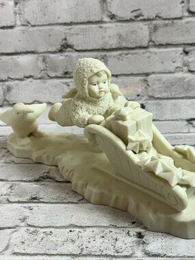 Department 56 Porcelain Figurine Christmas Penguin Snowbabies Sleigh Wait For Me